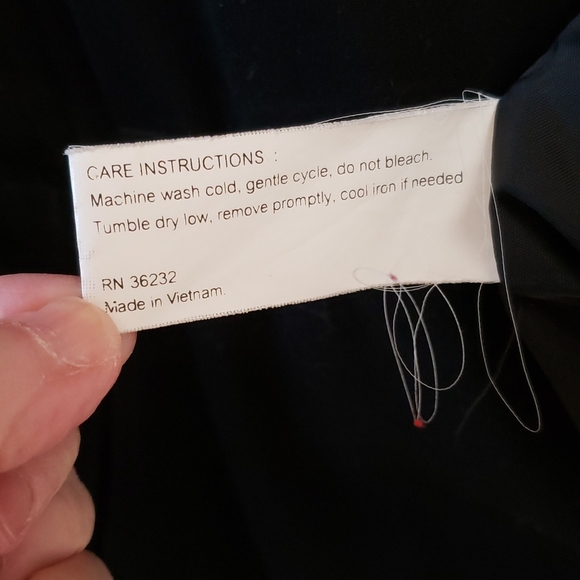 Raincoat by Gallery - Picture 4 of 5